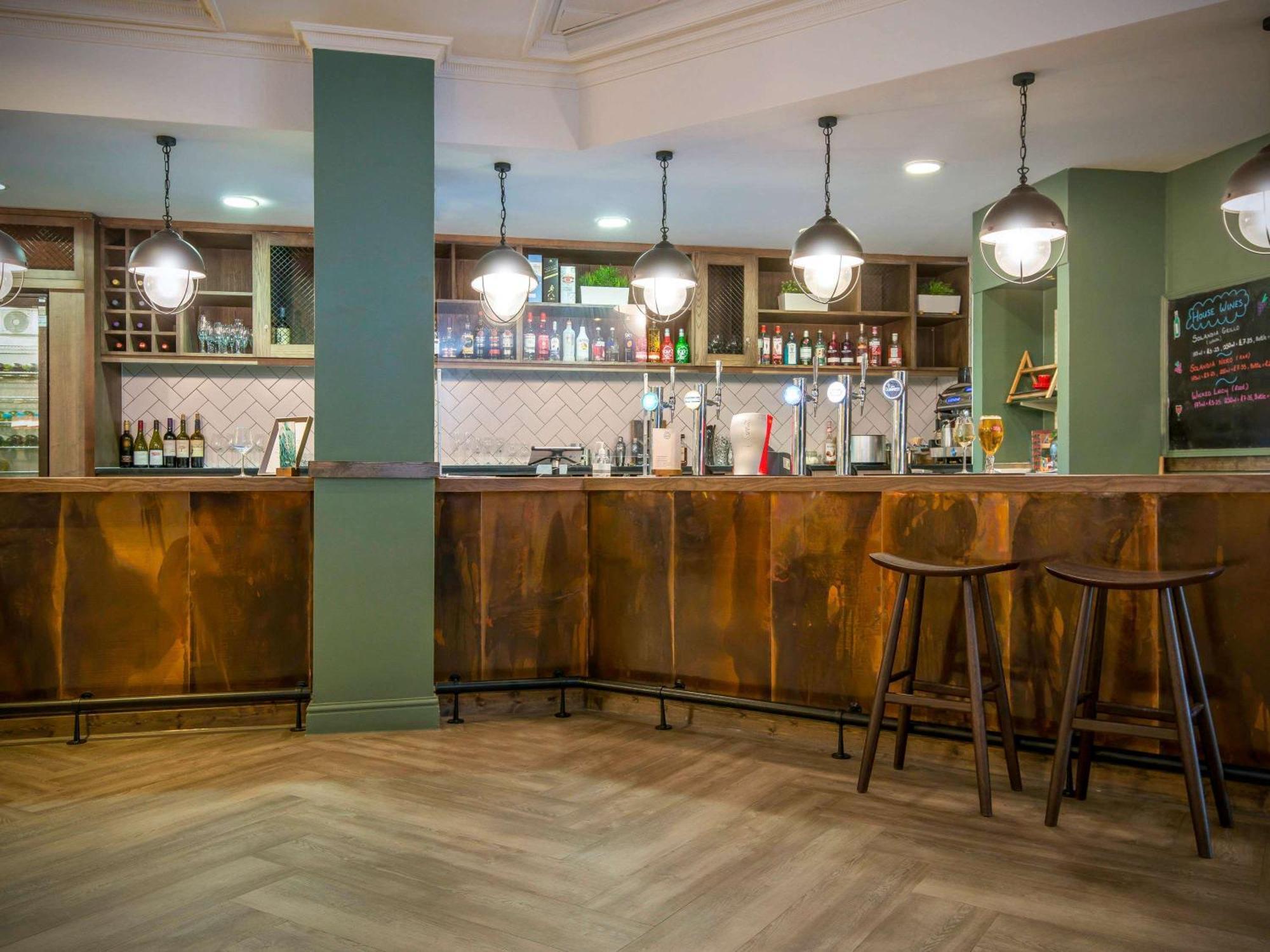 Mercure Cardiff North Hotel Zewnętrze zdjęcie
