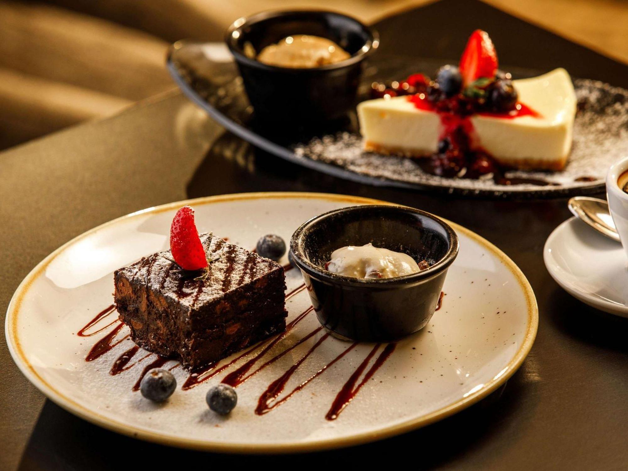 Mercure Cardiff North Hotel Zewnętrze zdjęcie