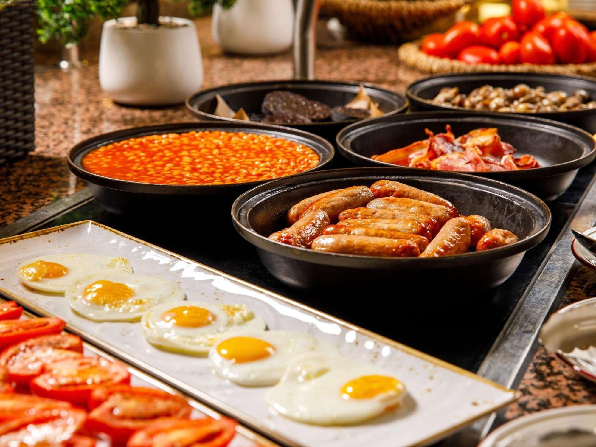 Mercure Cardiff North Hotel Zewnętrze zdjęcie