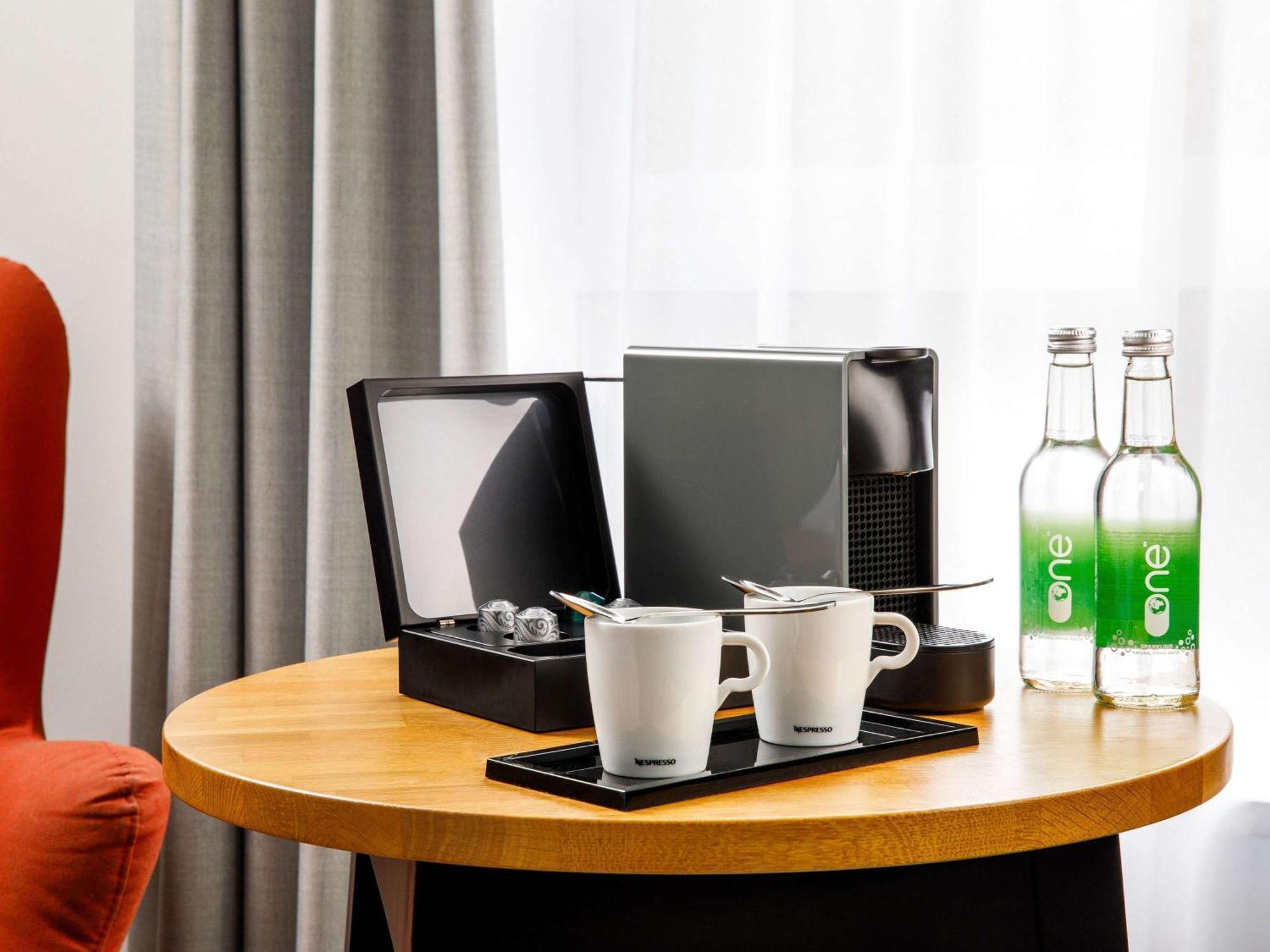 Mercure Cardiff North Hotel Zewnętrze zdjęcie