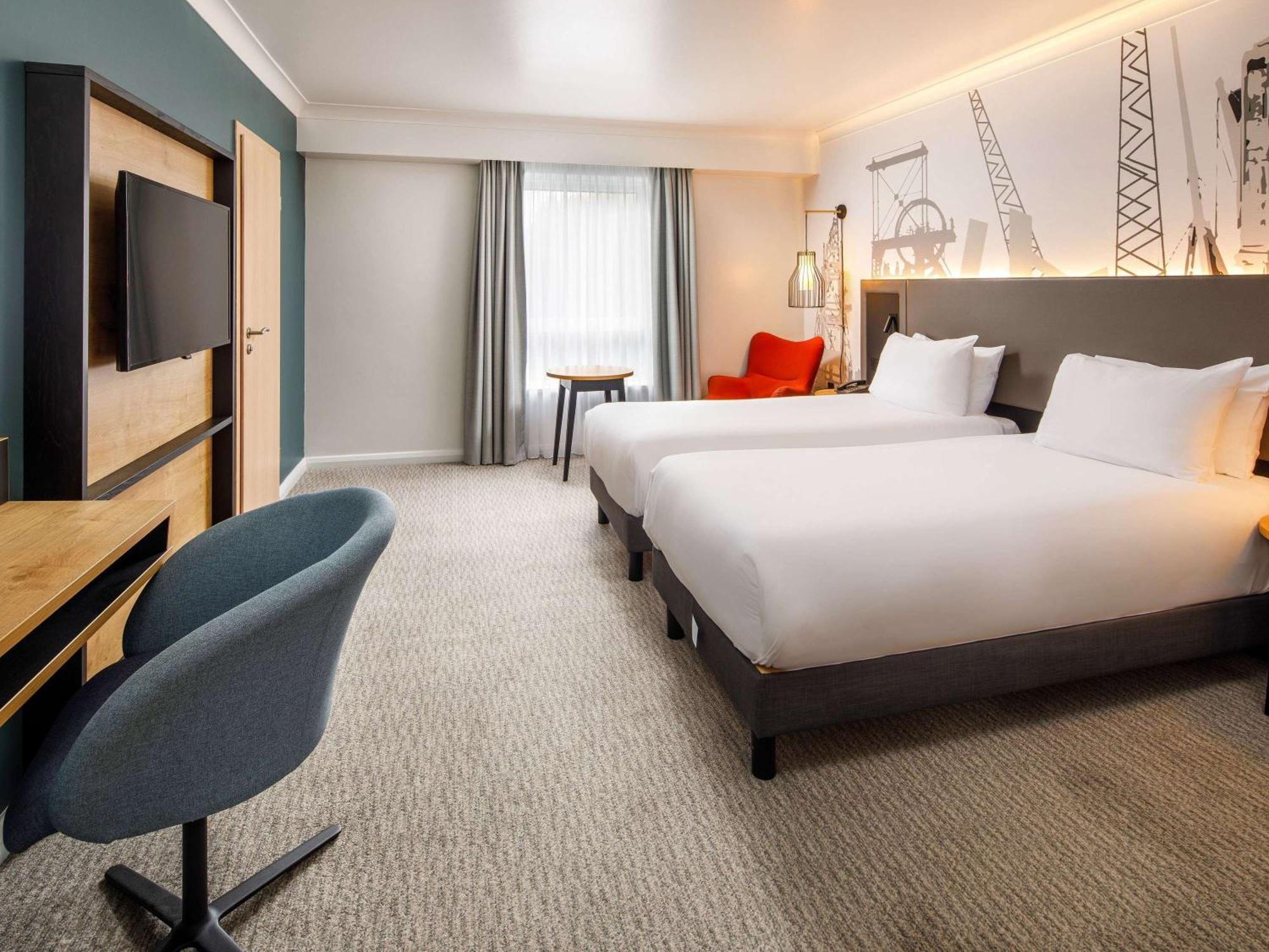 Mercure Cardiff North Hotel Zewnętrze zdjęcie