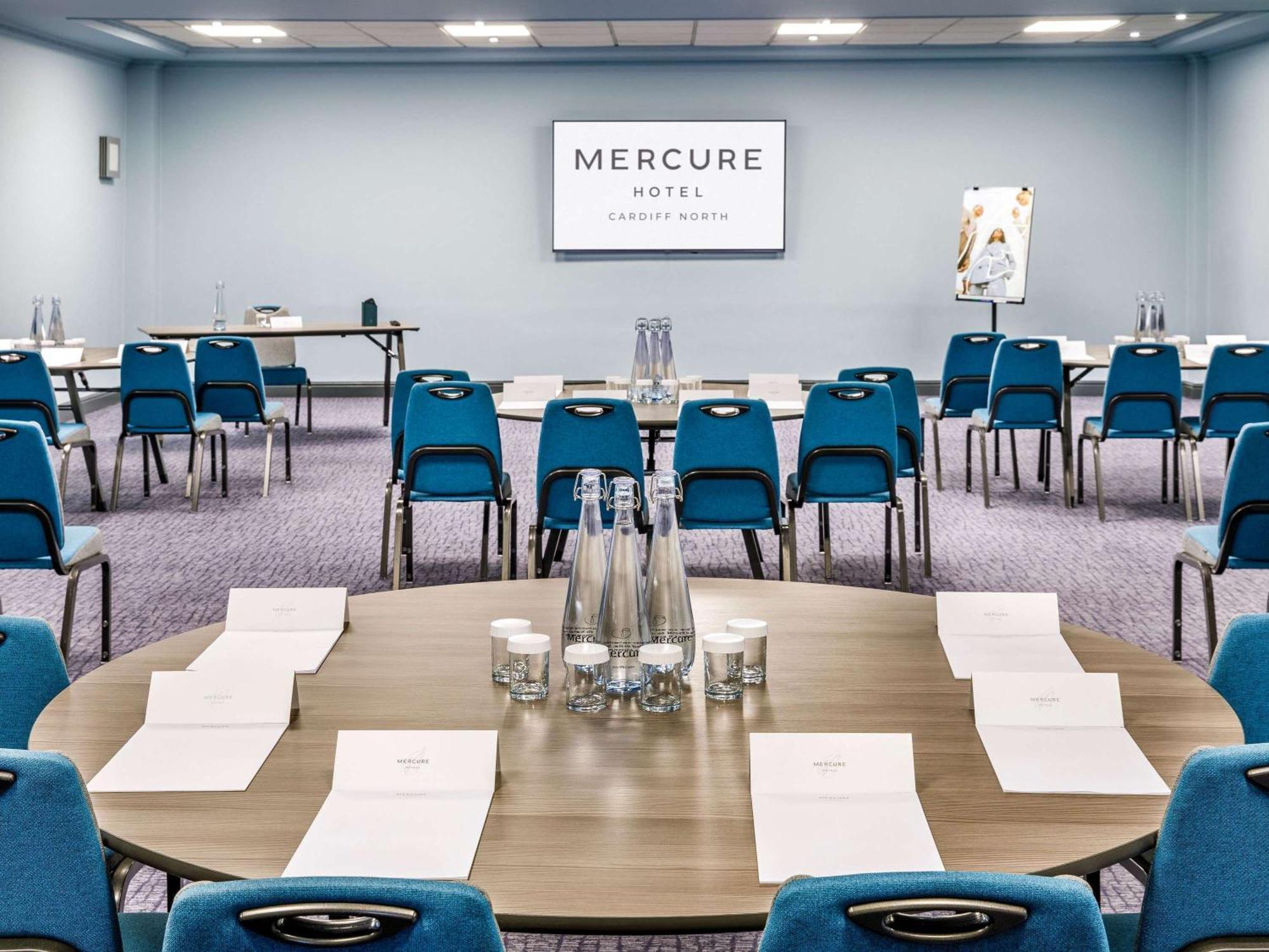 Mercure Cardiff North Hotel Zewnętrze zdjęcie
