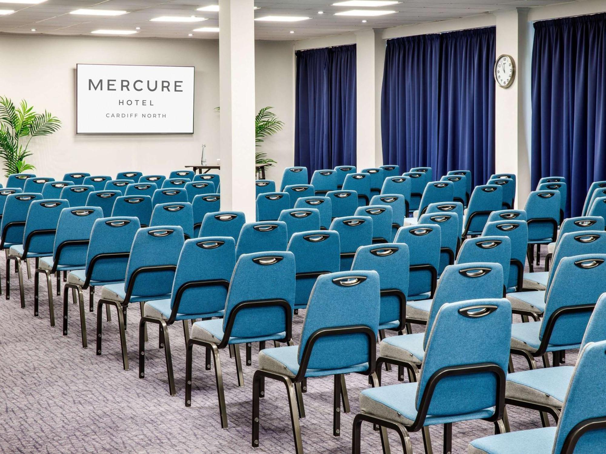 Mercure Cardiff North Hotel Zewnętrze zdjęcie