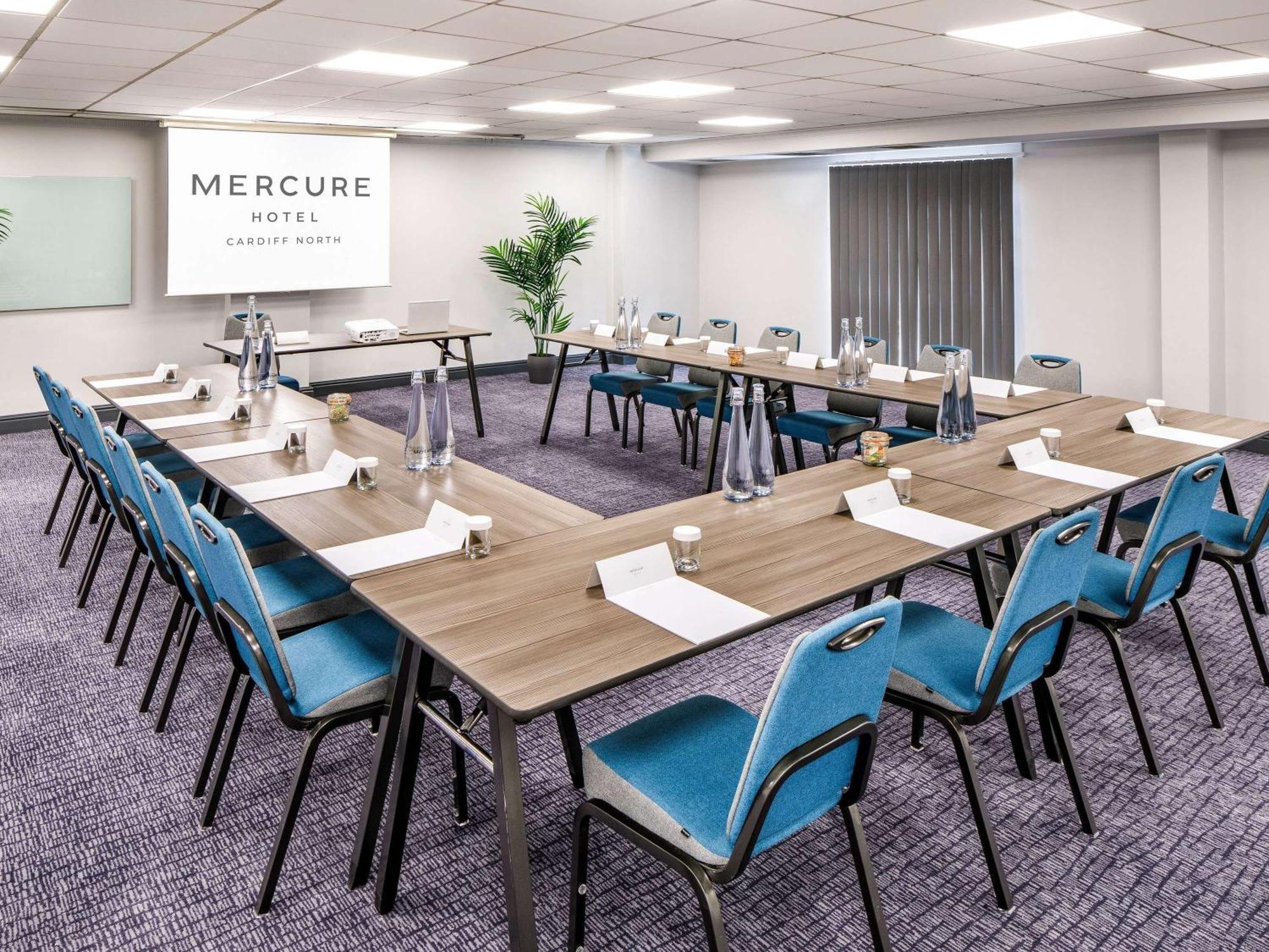 Mercure Cardiff North Hotel Zewnętrze zdjęcie