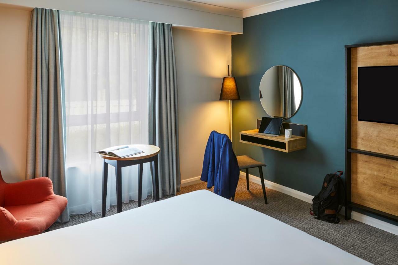Mercure Cardiff North Hotel Zewnętrze zdjęcie